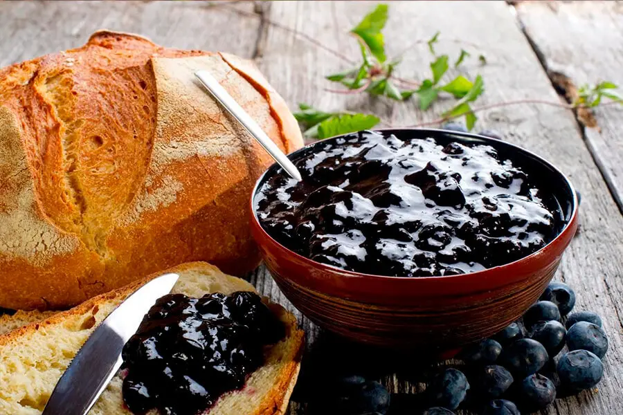 Best Homemade Blueberry Jam Recipe