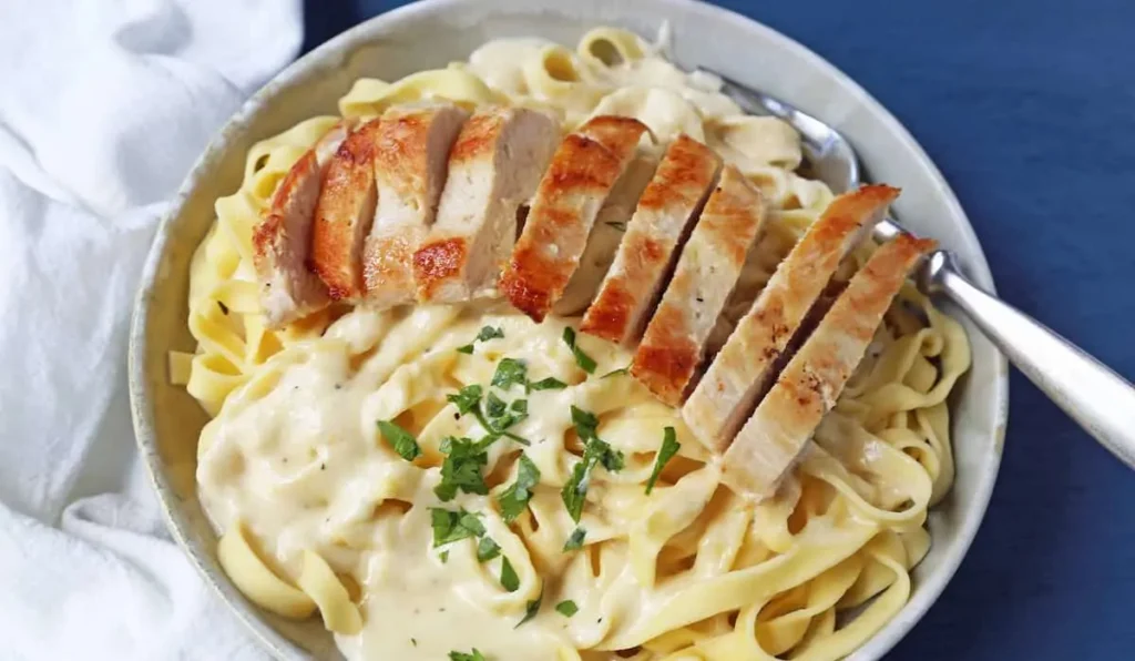 The Best Chicken Alfredo Recipe for Creamy Pasta Lovers