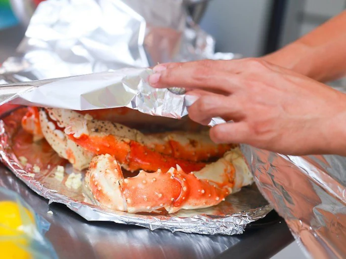 Bake Snow Crab Legs to Perfection